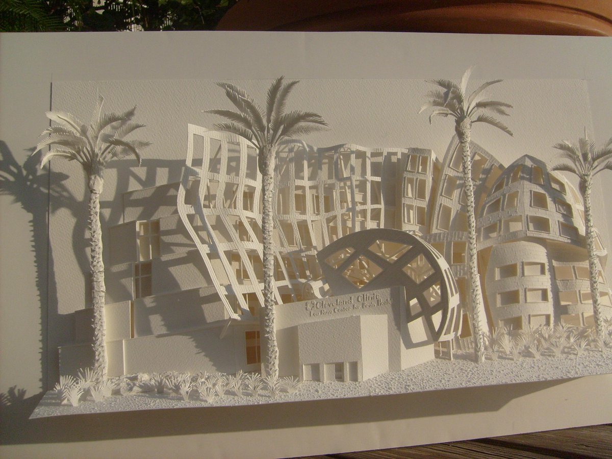 Christina Lihan tweet media