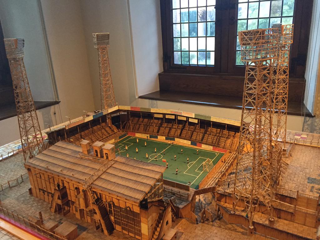 EdwinLugt's tweet photo. Een van de pronkstukken in De Waag: maquette van het oude Go Ahead stadion, gemaakt van 206.000 lucifershoutjes! http://t.co/cQ3845YzKT