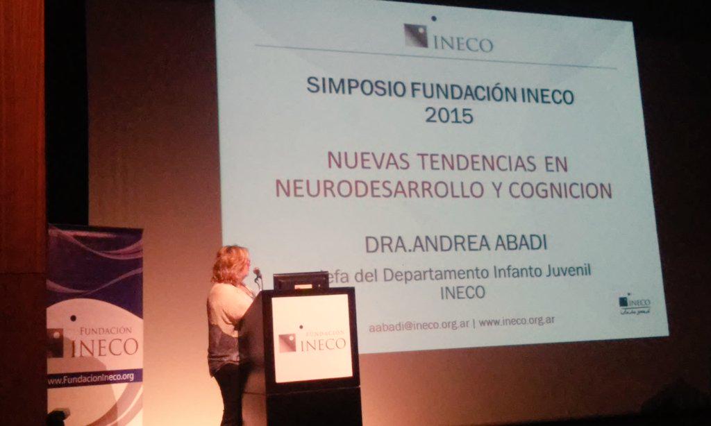 INECOArgentina's tweet photo. Dra Abadi cierra el #Simposio2015 de #FundaciónINECO hablando sobre #Irritabilidad a sala llena http://t.co/gYlUCIIxmY