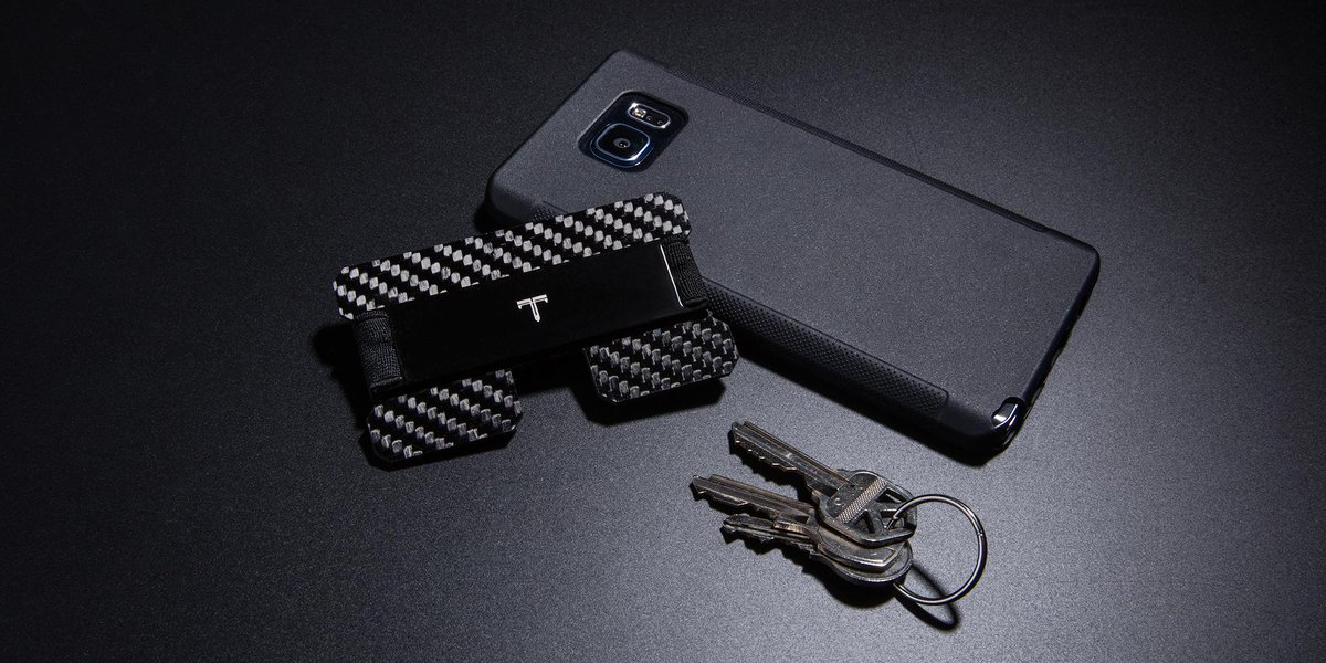 TouchofModern's tweet image. Get your hands on these carbon fiber @TRIBEWALLETS - the sexiest, minimalist men's wallets: bit.ly/1LN5x6d
