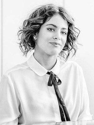 QueenStoessel73's tweet photo. Perfecto😍 @TiniStoessel http://t.co/WgAj0czdad