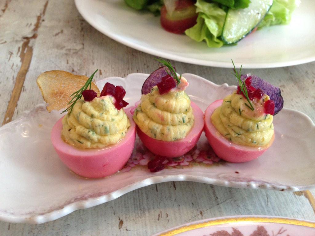 Last lunch stop of this #NYC trip <a href="/rootnbonenyc/">root & bone</a> for mom and pop <a href="/figavl/">FIG Bistro</a> not your grandmas deviled eggs #avleat