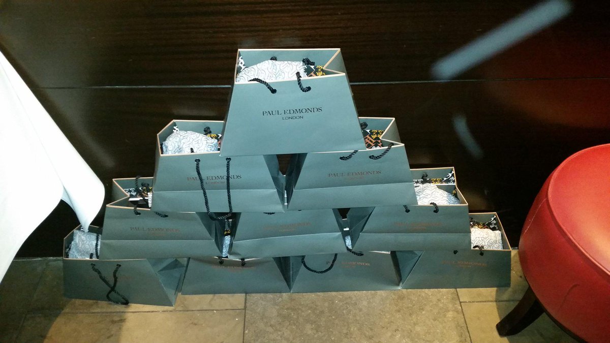 Benaresofficial's tweet photo. Paul Edmonds have arrived with their amazing goody bags ππ #eventtonight London #pauledmonds #hair #skin #mayfair http://t.co/aZzaojlYIl