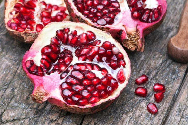 theactivetimes's tweet photo. The Best Fruits and Veggies to Eat This Fall: http://t.co/cgCVgi2kbD http://t.co/TS2TpOnoGf