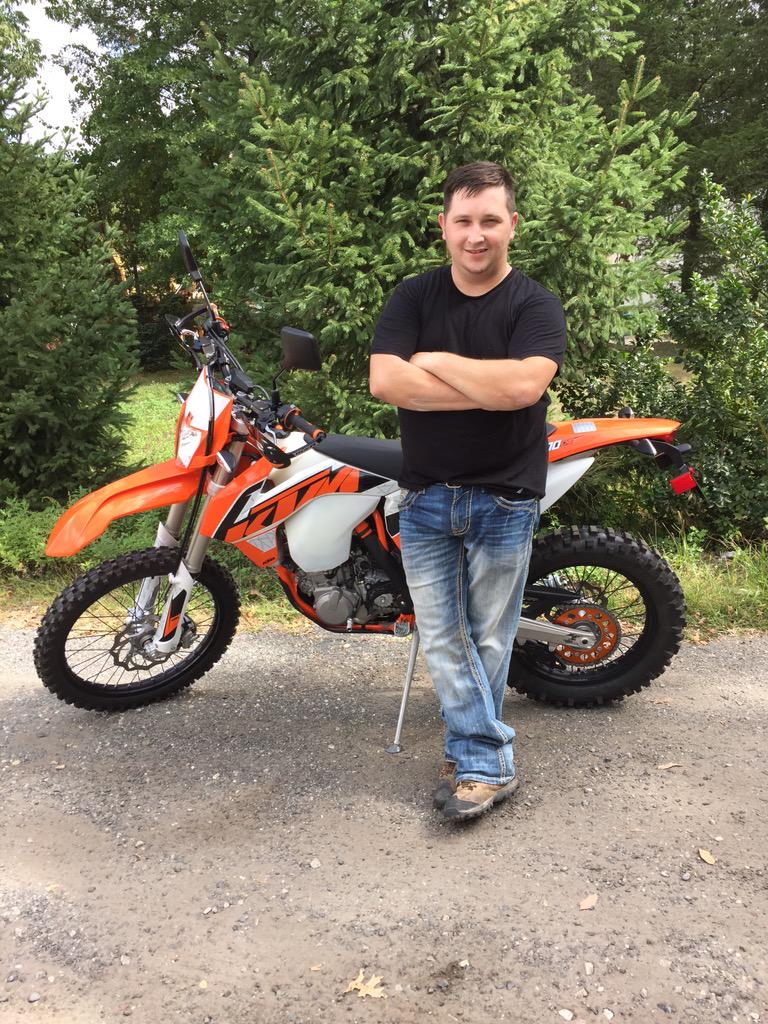 stevanlazo's tweet photo. 2016 KTM 500 exc baby! #ktm #brap http://t.co/QUdszj0A6a