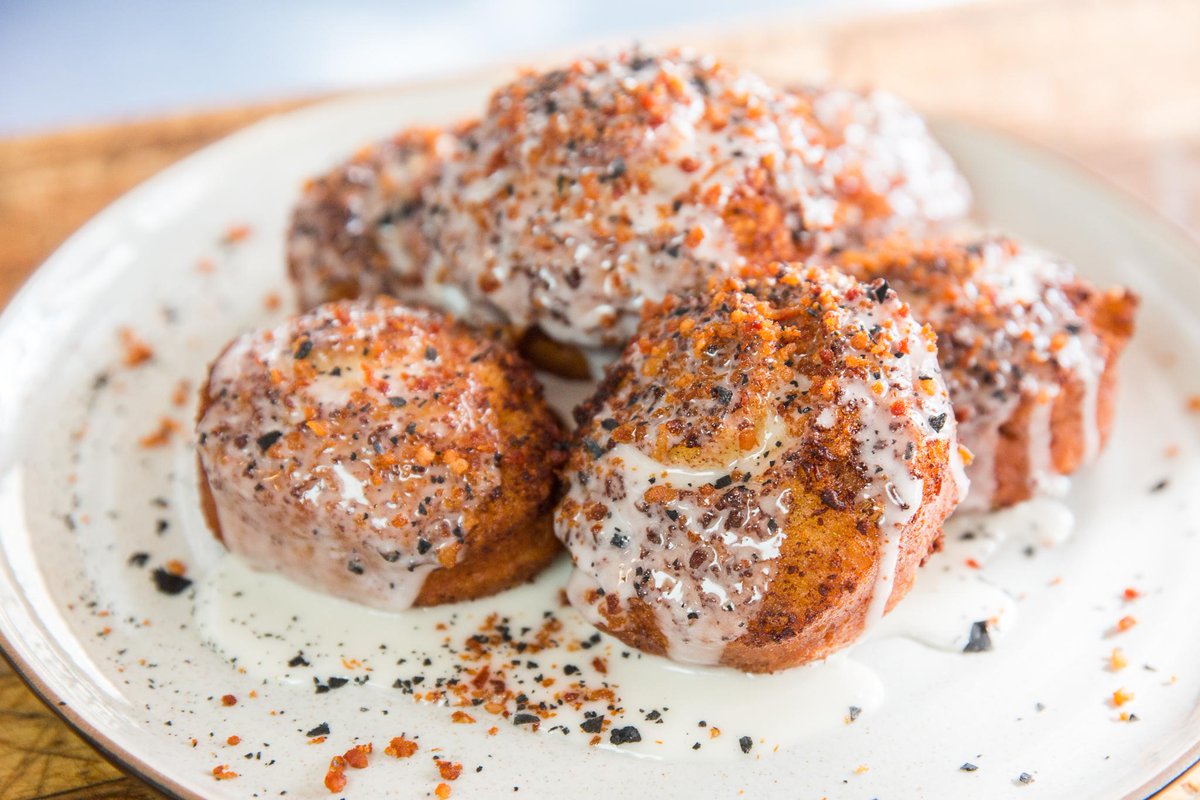 <a href="/Pillsbury/">Pillsbury</a> We deep-fried your cinnamon rolls, added bacon bits, &amp; never looked back chfstps.co/deepfryerfrenzy