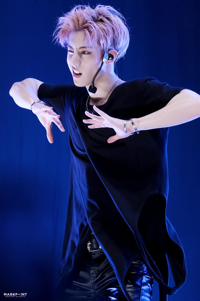 MARKPOINT0904's tweet photo. 150929 MAD 쇼케이스 #갓세븐 #마크 #니가하면 #GOT7 #MARK 😍😍
https://t.co/njXPWrWZ5j
https://t.co/kjbSamqC2a
https://t.co/SFB0fEF93l http://t.co/kYyMOxf9jz