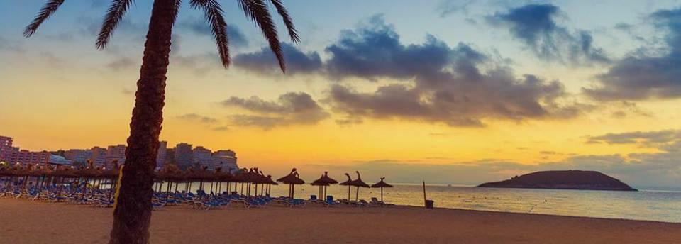 FeelMagaluf's tweet photo. Amazing sun set.. Come and visit for these views. #Magaluf #sun #sea #sand http://t.co/UOsZCKiOYn