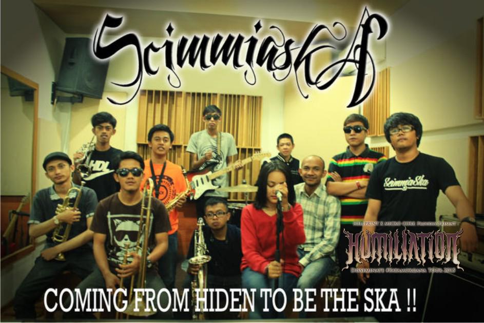 Live at <a href="/humiliationINA/">HUMILIATION</a> #Fatamorgana
Minggu, 18 Okt 2015 - Lap.Disjas Baros Cimahi 
--> <a href="/ScimmiaSka/">S C I M M I A S K A</a>