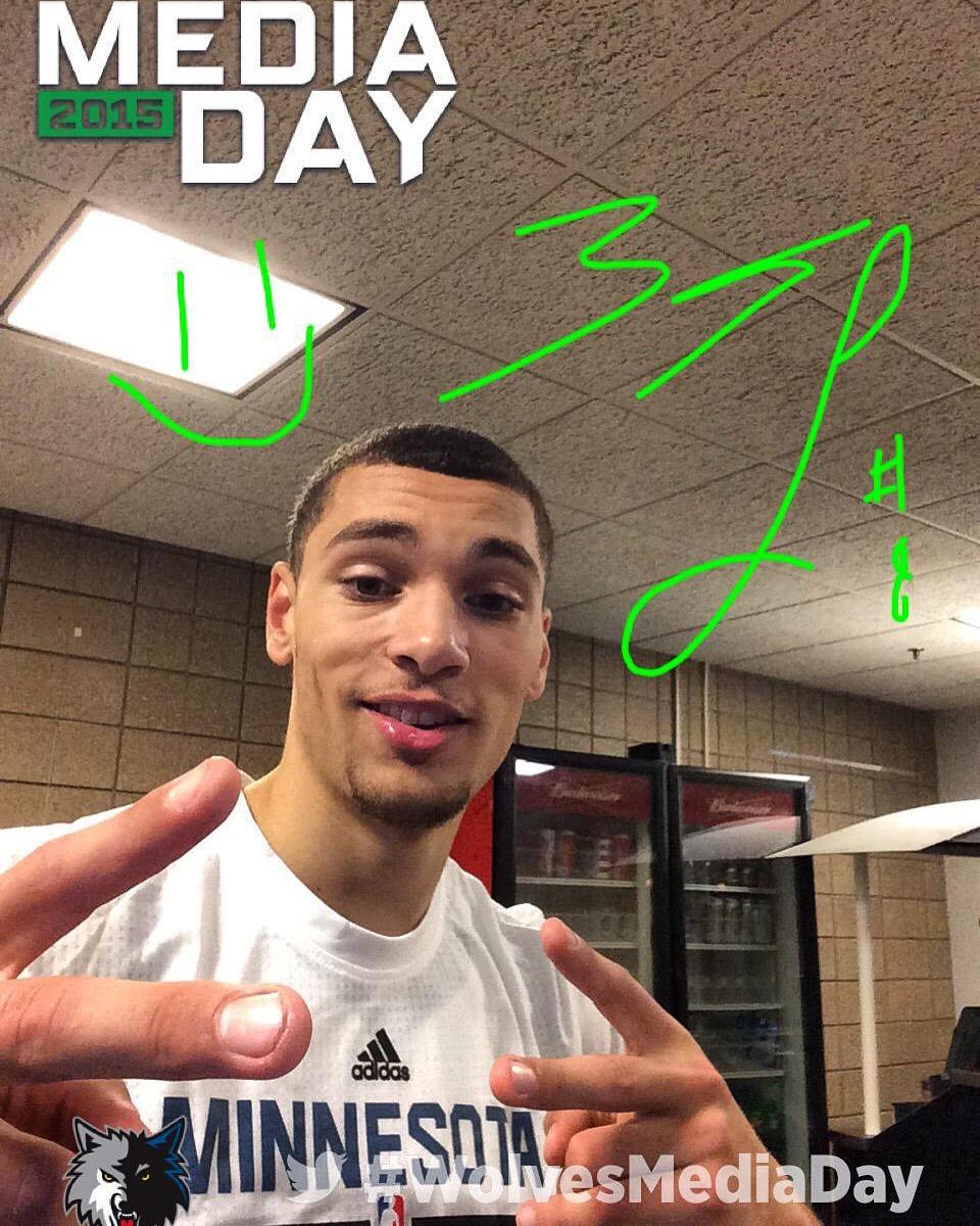 airboogz's tweet photo. Towns throwin up the NwO Wolfpack fuck yeah! http://t.co/gf4RJlM5Zv