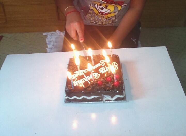 KoiralaSami's tweet photo. #birthday #birthdaysurprise #friends #birthdaysongs #fun #beautifulgirls #wishes #lovethisday http://t.co/CC41lFixa3