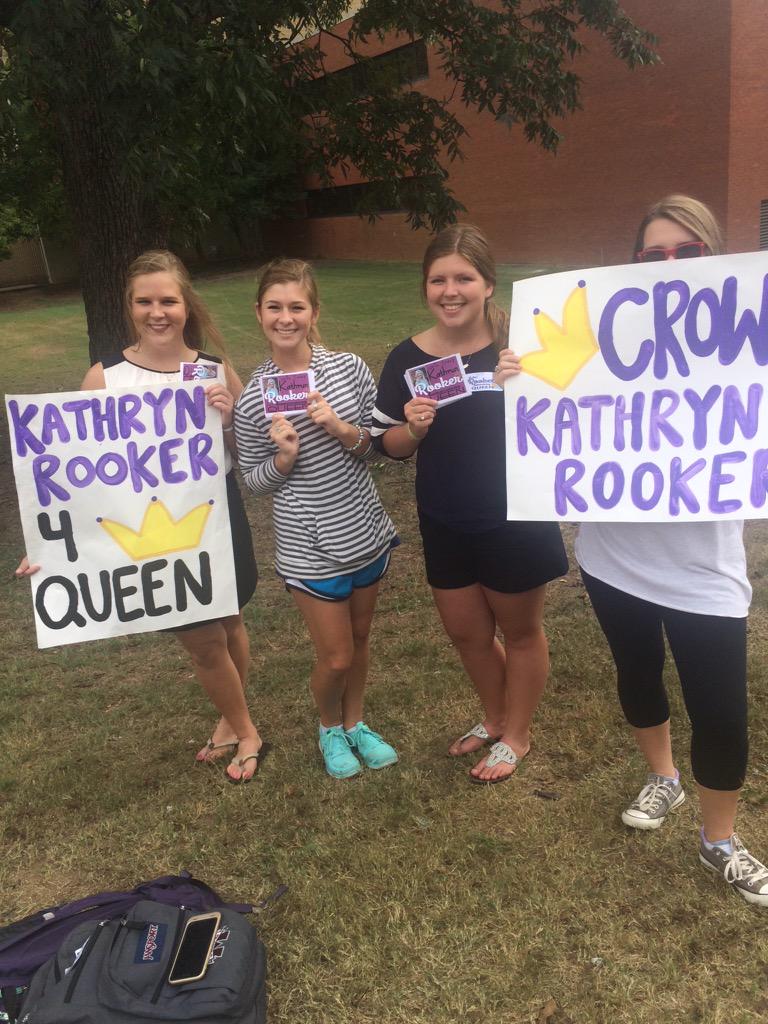 rooker4queen's tweet photo. These babes are team #kathryn4queen and you should be too‼️ http://t.co/pOdN55dGyO