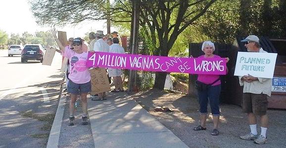 AZProgressives's tweet image. #Tucsonans stand w/ #PlannedParenthood &amp;amp; protest @AZGOP. #PinkOut events all day. ow.ly/SOi2S @PPAZaction