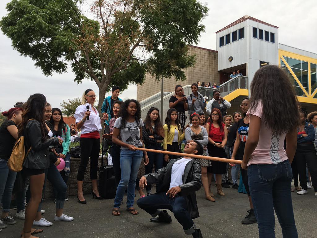MoHiPanthers's tweet photo. Limbo http://t.co/I0LmqnFGfz