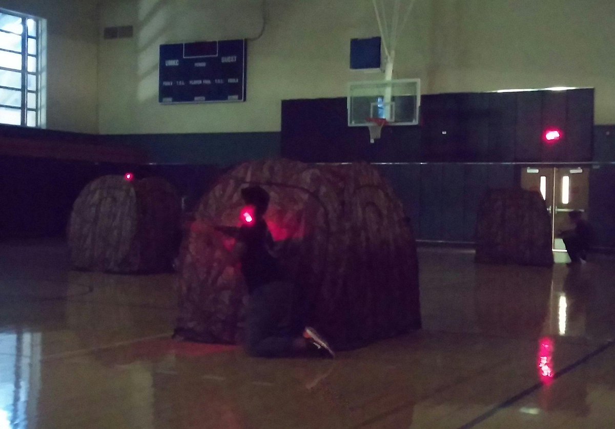 UMKCRec's tweet photo. LASER TAG!! Games go until 9pm tonight! #lasertag #UMKC #swinneyrec #roowellness http://t.co/8R99QAZgWo