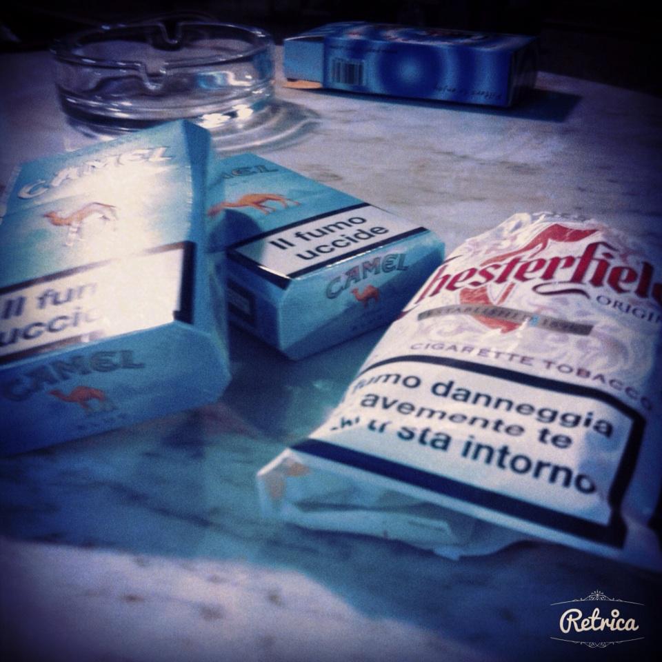 MomiSolaMente's tweet photo. Trovare due pacchi a gratis di #sigarette il 28...Che culo 👍👍 #camel #camelblue #cheaterfield  #checulodellamadonna http://t.co/Z6RJXC6Kik