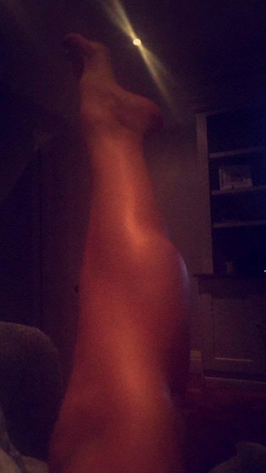 ?????Legs are killing me!!!!! Can see a difference already! #toned #calves #Fitness http://t.co/udOM