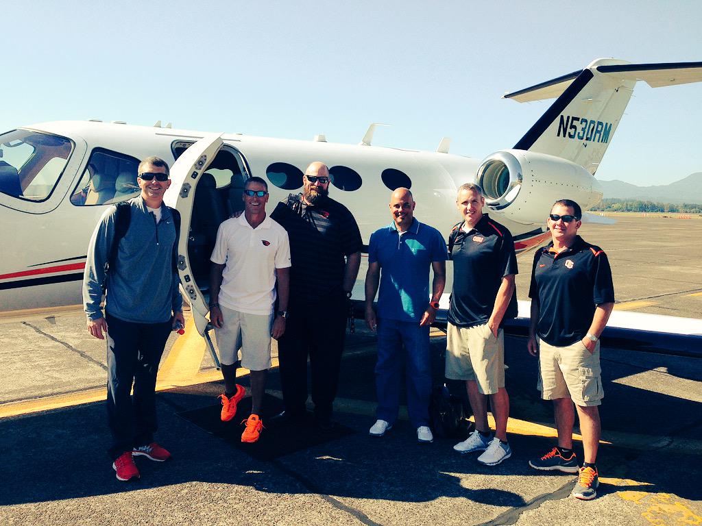 VincentGuinta's tweet image. The OSU coaching staff is hitting the recruiting trail. Looking for the next great #FutureBeavs. Let's Go!