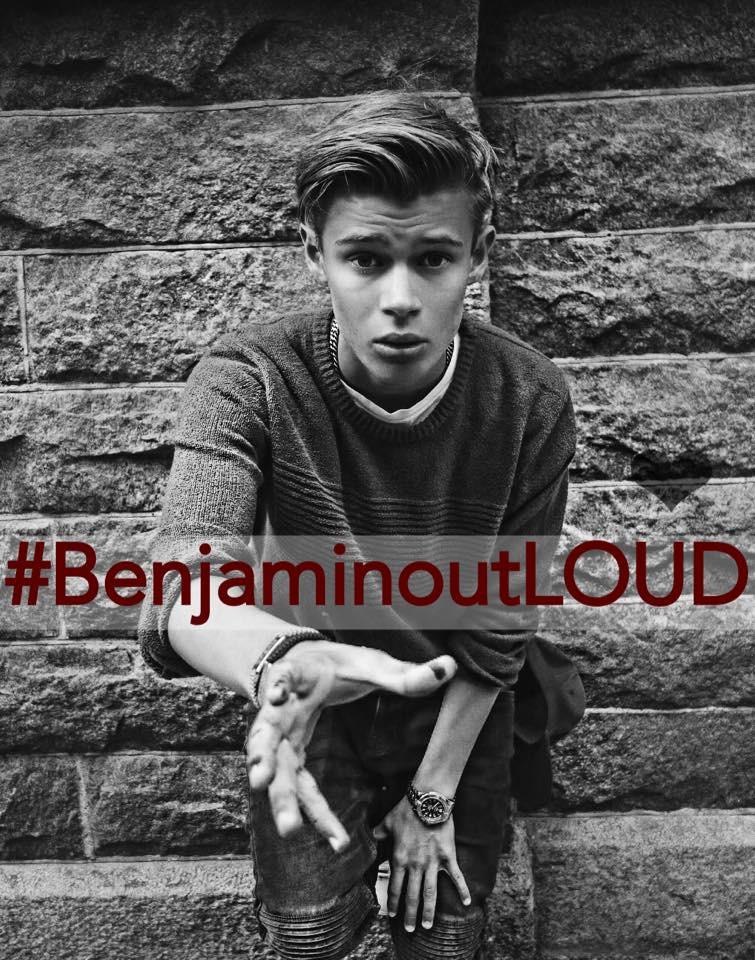 iseeyoubenjamin's tweet photo. OMG ONLY 2 DAYS CAN'T WAITT
#benjaminoutloud #benjaminseptember @benjaminlasnier http://t.co/Dafg1JgAgq