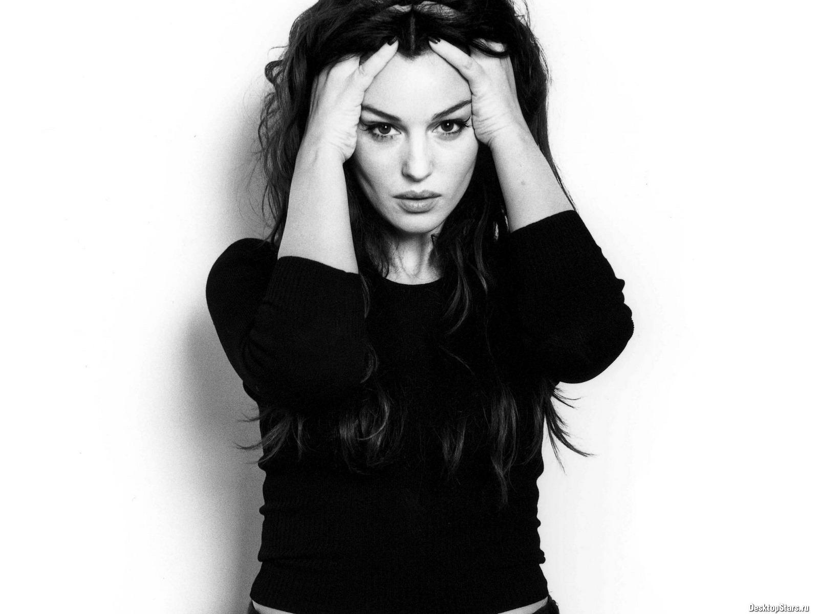  Happy birthday Monica Bellucci... 50 today!! 