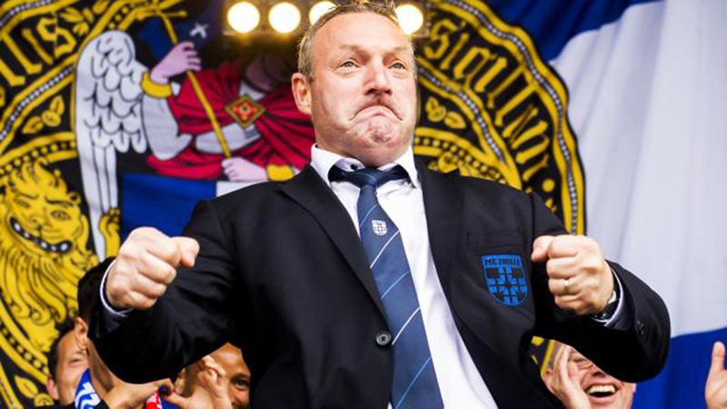 Ron Jans is vandaag 57 jaar geworden. RT en feliciteer de hoofdtrainer van PEC Zwolle!