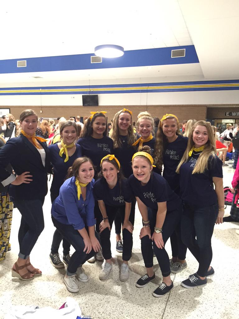 chloecaples's tweet photo. pitchslapped through day two #fmhsspiritweek http://t.co/qbOHTsodig