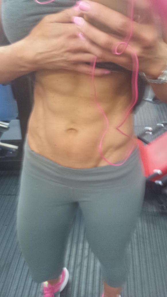 zoewarren2's tweet photo. 7 weeks to go......come on!!! 😊😊💪💪 http://t.co/1BknWr0YE9