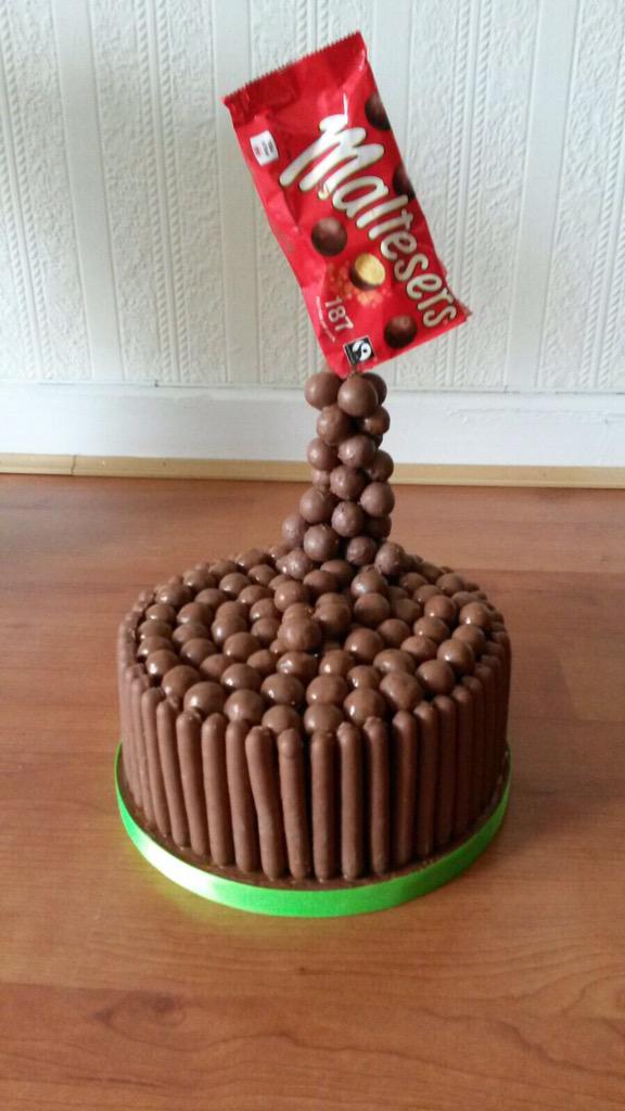 blondekty's tweet photo. @asda #asdabaking made with a little help from my grandma 😊😊 http://t.co/T6aO6WvldX