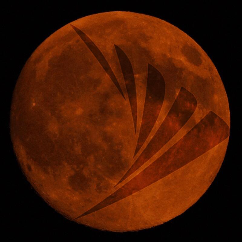 Don't want to wait until the next #lunareclipse to upgrade your iPhone?  #SprintiPhoneForever #TIUT @SprintNERegion