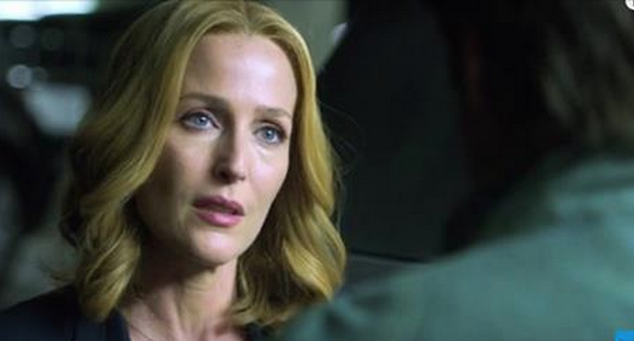 DEADLINE's tweet image. #XFiles Extended Trailer: The Truth Is Still Out There ow.ly/SOJU2