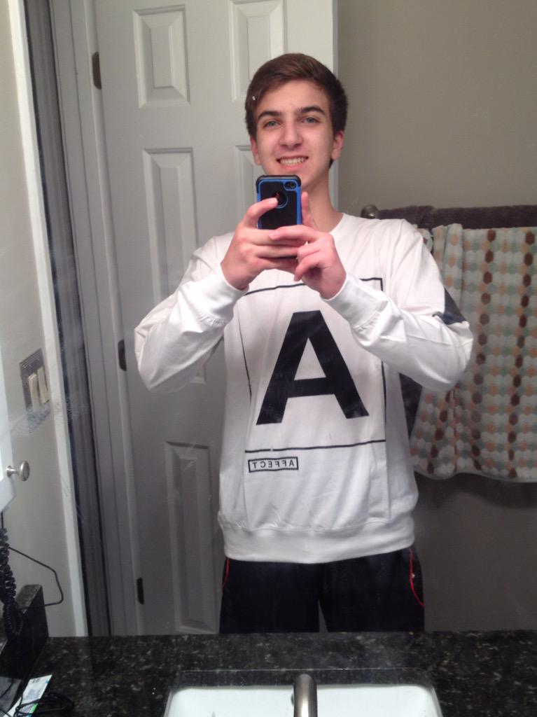 kevinbarbu3's tweet image. Yo i love the shirt #affectapparel