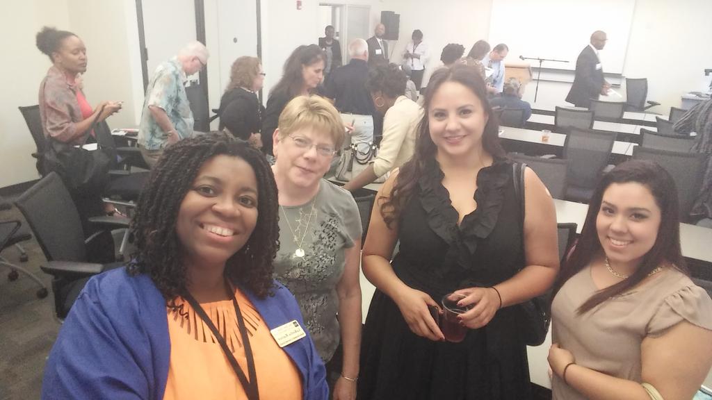 cedarhillcvc's tweet photo. Katrina, Mari and Diana are here. Are you coming to @cedarhillcvc? #cvcch http://t.co/tAHByK0wPS
