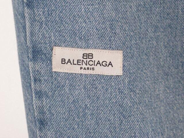 BALENCIAGA.