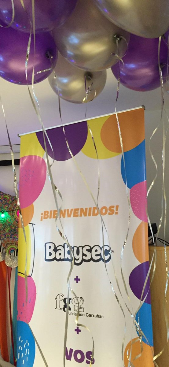 OnMagOnline's tweet photo. @BabysecArg junto a #FundaciónGarrahan juntos por #UnGranEquipo http://t.co/uwrGiC1Iqt