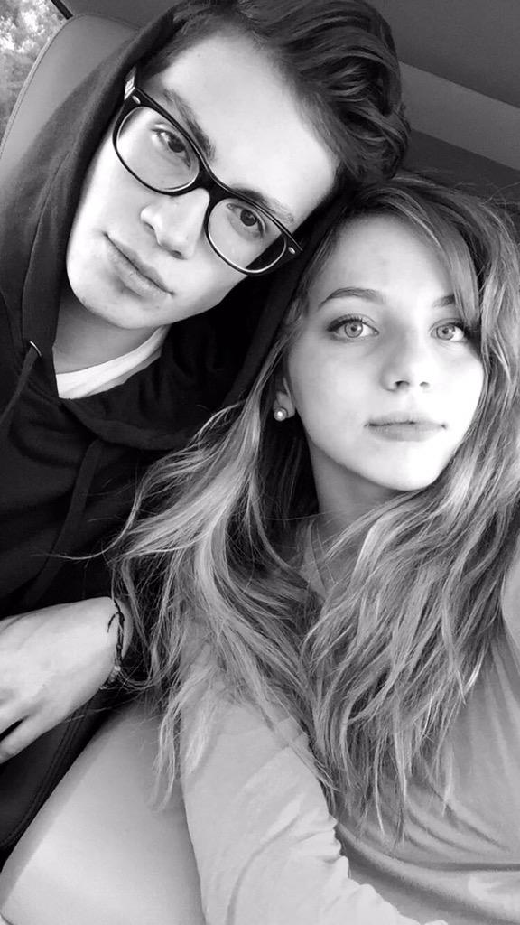 haileyknoxmusic's tweet image. @MattSmithFilms 🍗🍗