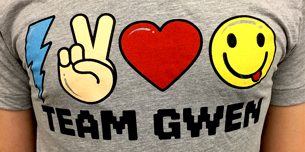 RT for a chance to win a #TeamGwen T-Shirt NOW! NoPurNec. 18+. #VoiceSweepstakes bit.ly/TeamGwenShirt