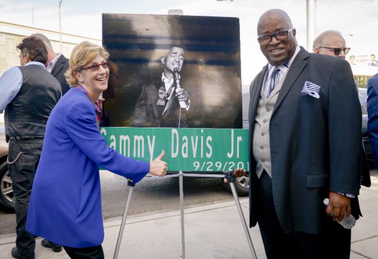 ClarkCountyNV's tweet photo. W/ #SammyDavisJr Dr. we reunite #RatPack @ #Sinatra &amp; #DeanMartin blvds. http://t.co/2w4tKge5uh Pix: @markmdamon http://t.co/kz7DbApH99