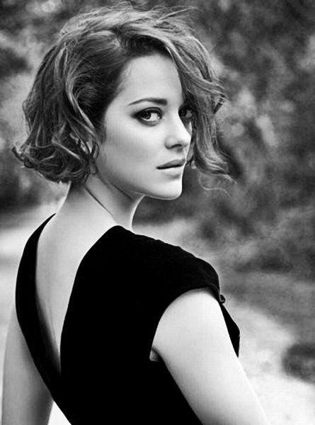 Happy Birthday Marion Cotillard!! Did you know she\s in Assassin\s Creed 