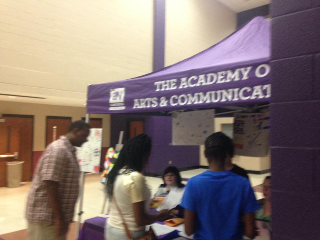 Larissa Ottinger tweet media