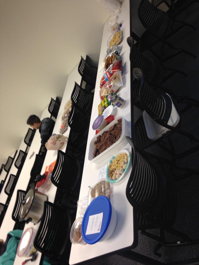 AmsaETSU's tweet photo. Thanks to everyone who came to our diversity meeting tonight! http://t.co/BDjsRqY0EI