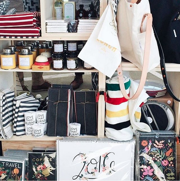Pop_Up_Flea's tweet photo. Did you check out @broomestgeneral's amazing booth at #PUFCal? They brought the goods πͺ π·: @goop http://t.co/5rr8t8mMqT