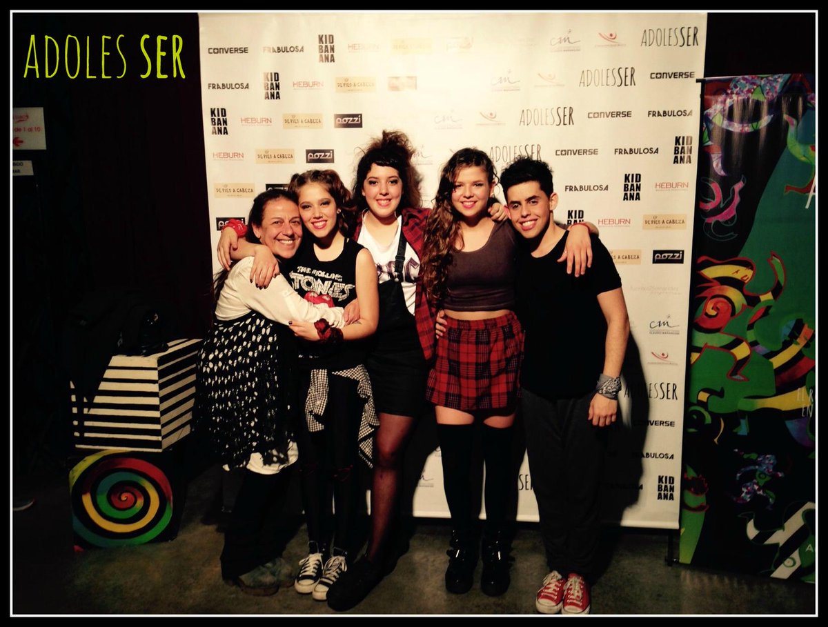 AdolesSERok's tweet photo. El sábado subió a la montaña rusa de Adoles Ser la hermosa de @julitacalvok 
Gracias por venir a viajar con nosotros! http://t.co/2C2ow5srJF