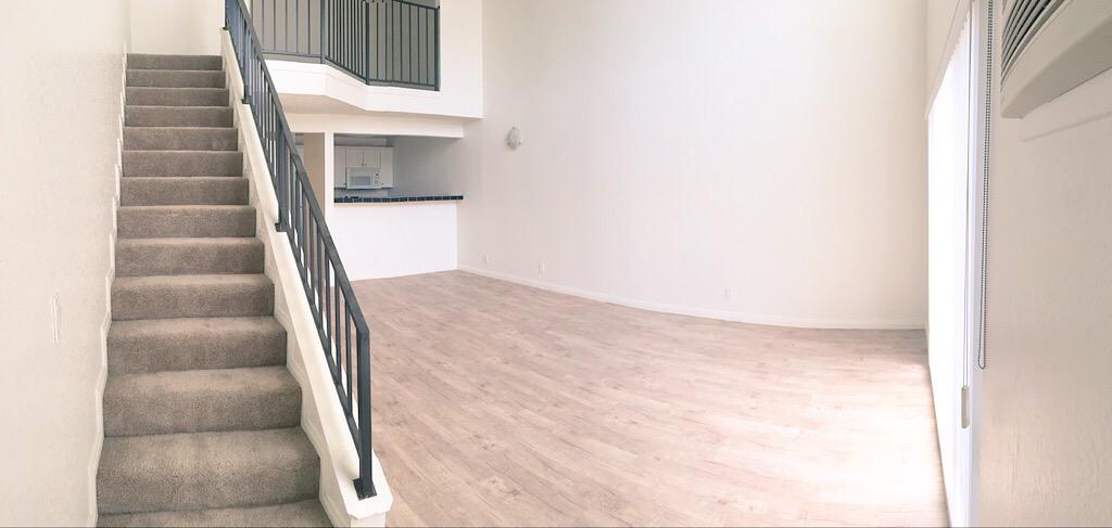 TheCollectionLA's tweet image. Downtown loft for rent...Full view of downtown! 323-909-2670