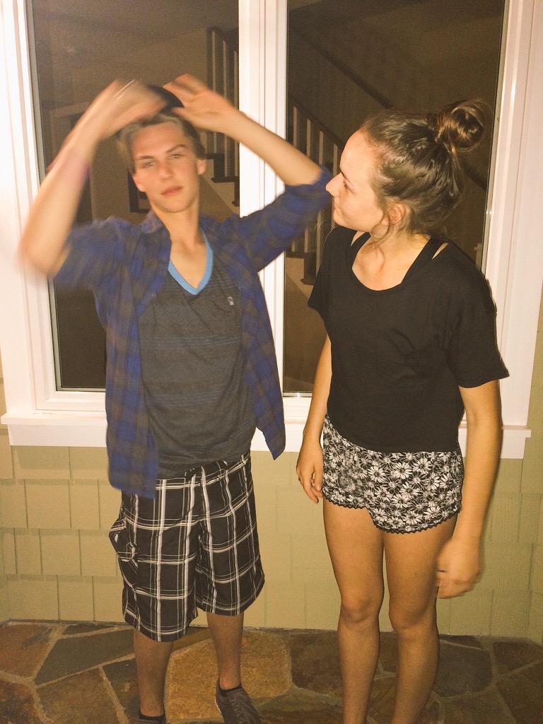 cjohnstonn8's tweet photo. Pls come home I miss you more than anything 😭 http://t.co/ycKZetTSch