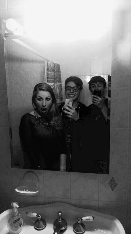Delli_98's tweet photo. Happy birthday ya Jew @nitaik13 http://t.co/pkNOdetzxu