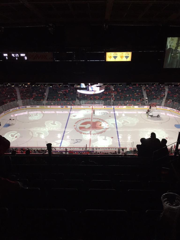 SteveCondor's tweet image. Glad to be back watching the @NHLFlames in the Dome. #AllHeartFlames PL15 Row 9 Seat 10