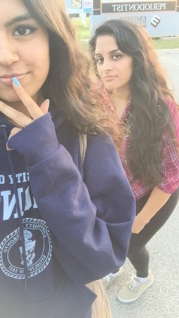 RCRebels's tweet photo. day ones 💁🏻 #SelfieForRebelCoast http://t.co/3azGDwoGFh