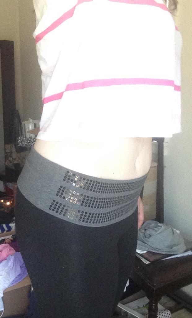 Ana_Rex_Mia's tweet photo. Current size have 50 pounds to go. #skinny #thin #tinny #wanna #be #thinspo #material http://t.co/QVGXtHDDaw
