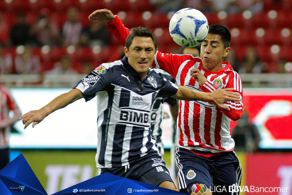 LigaBBVAMX's tweet photo. . @Chivas vence 2-1 a @Rayados. Desde el #CL2012 Guadalajara no ganaba 3 partidos seguidos en la #LigaBancomerMX http://t.co/ILpigK7HEF