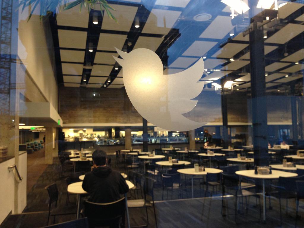 OdinText's tweet image. Is Twitter ditching the 140 character limit? venturebeat.com/2015/09/29/twi… #mrx #odintext